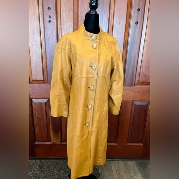 Leda Spain Gropper Vintage Sz 12 Modern M Butter Yellow Leather Trench Coat